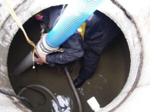 Read more about the article Aboveground Storage Tank Cleaning